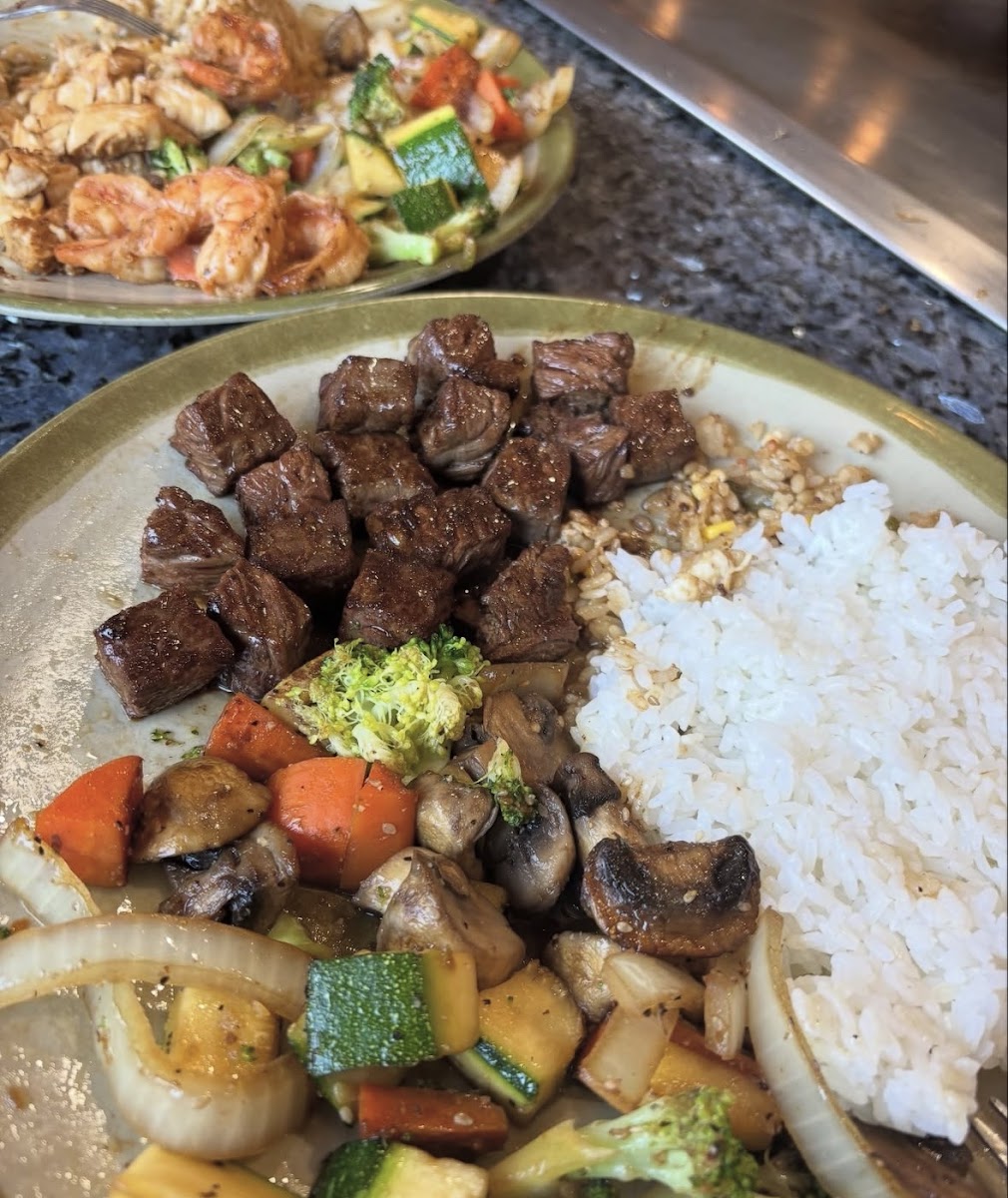 Hibachi Steak House And Sushi Bar By Something's Fishy-4